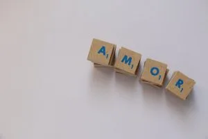 Lee más sobre el artículo que regalar 2 lunas nuevas