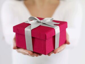 Lee más sobre el artículo Descubre el regalo perfecto para alguien con Alzheimer y hazlos sentir amados