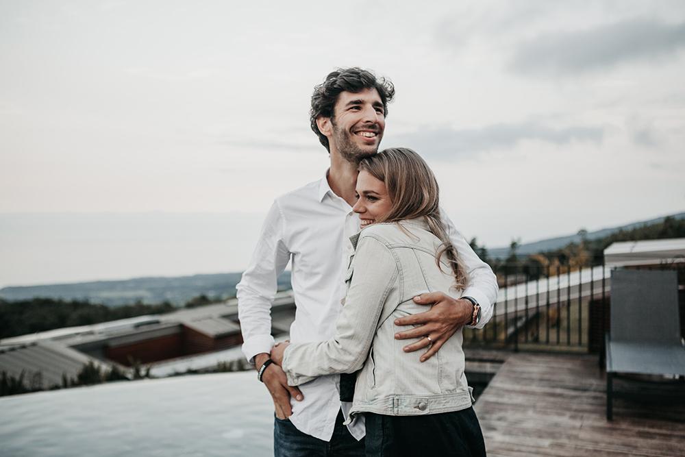 En este momento estás viendo Descubre las mejores formas de decirle a tu novio que quieres joyas: los secretos para una propuesta inolvidable