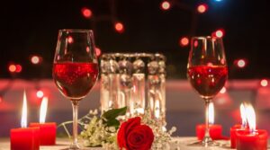 Lee más sobre el artículo ¡Descubre los secretos para crear una mesa de cena romántica en San Valentín y sorprende a tu pareja!