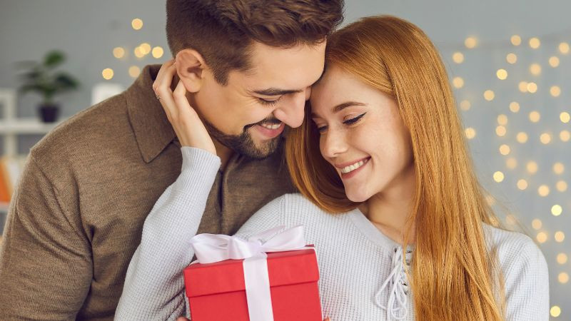 En este momento estás viendo San Valentín 2024: Regalos que Despiertan Emociones y Sonrisas