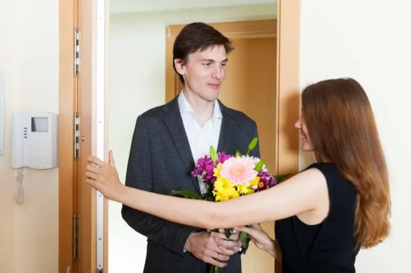 En este momento estás viendo Sorprende a tu novia con el regalo perfecto: ¡Descubre cómo hacerla feliz en un solo paso!